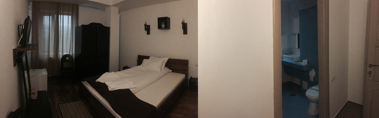 Hotel Casa Vlahilor Râmnicu Vâlcea Esterno foto